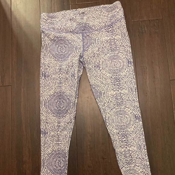 O'Neill Pants - O’Neill printed leggings O'Neill Pants - O’Neill printed leggings